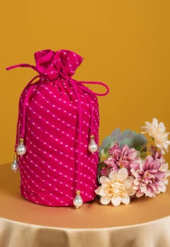 Leheriya Printed Georgette Potli Bag in Fuchsia