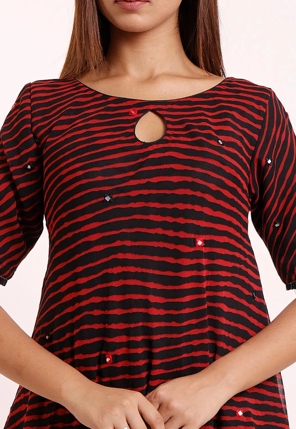 Leheriya Printed Georgette Asymmetric Tunic in Black and Red