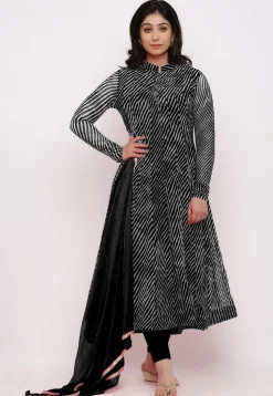 Leheriya Printed Georgette Anarkali Suit in Black