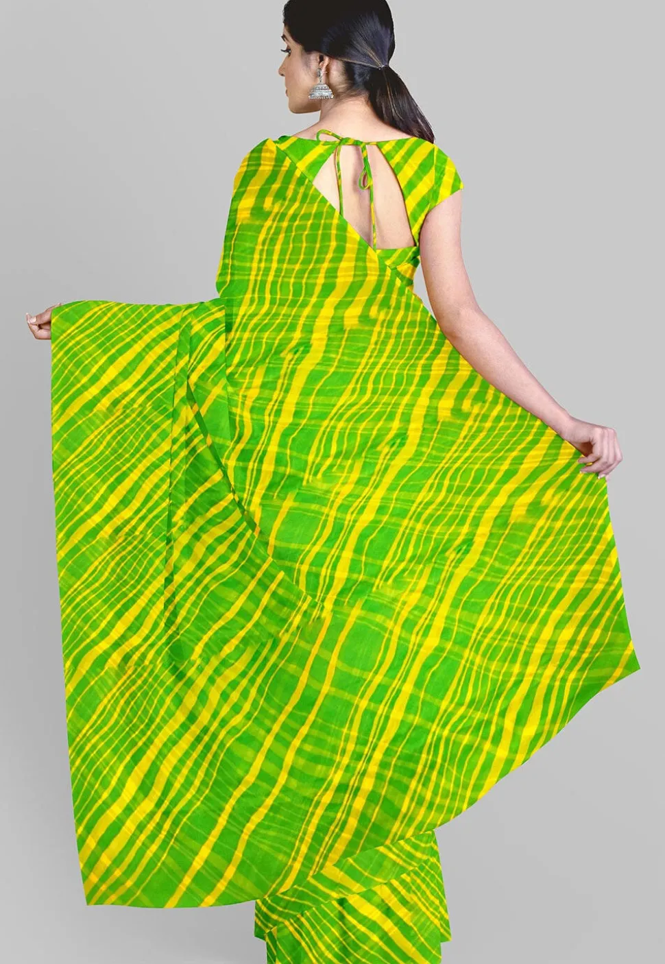Leheriya Printed Georgette Saree in Green