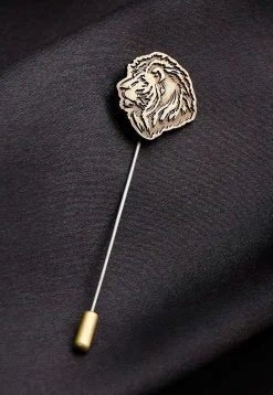 Lion's Mane Metallic Lapel Pin