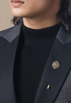 Lion's Mane Metallic Lapel Pin