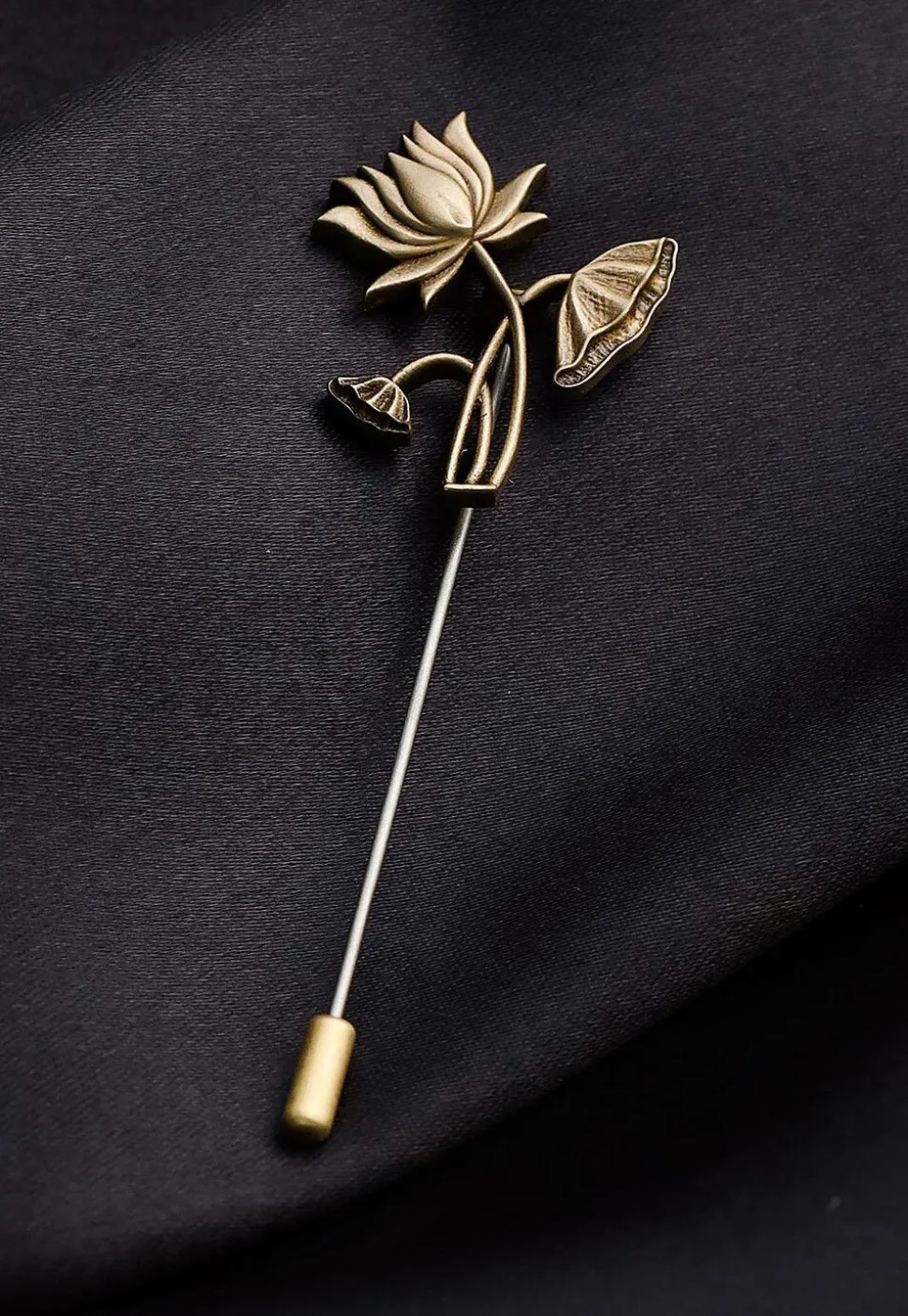 Lotus Magic Metallic Lapel Pin