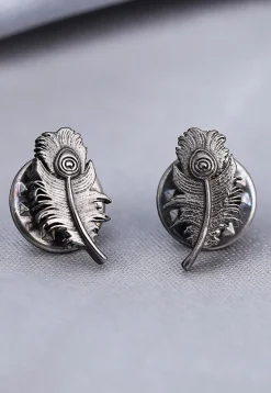Peacock Grace Metallic Collar Tips