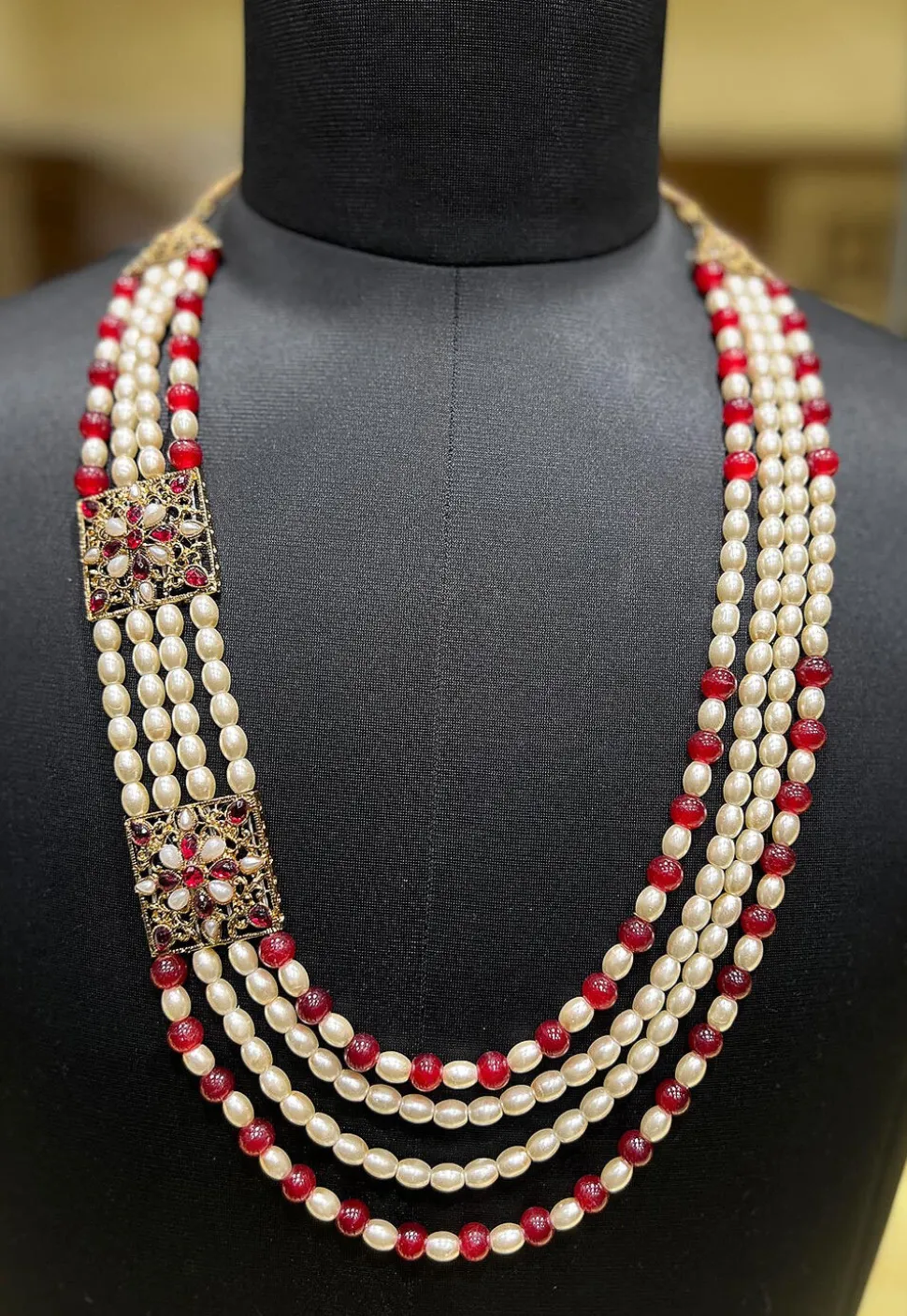 Pearl Layered Kanthimala
