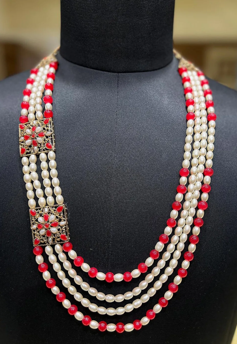 Pearl Layered Kanthimala