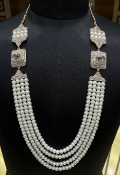 Pearl Layered Kanthimala