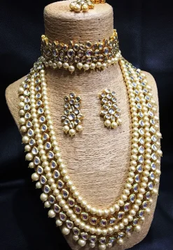 Pearl Layered Necklace Set