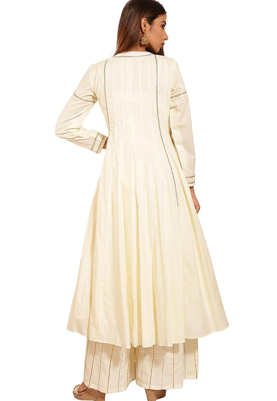 Plain Cotton A Line Suit in Off white