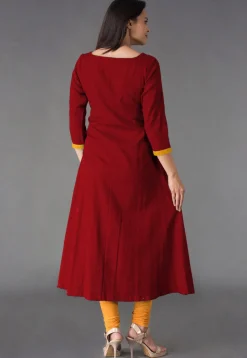 Plain Cotton Slub Straight Suit in Maroon
