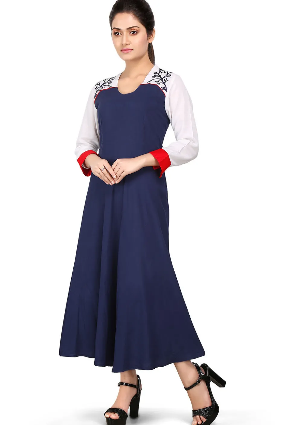 Plain Viscose Dress in White and Navy