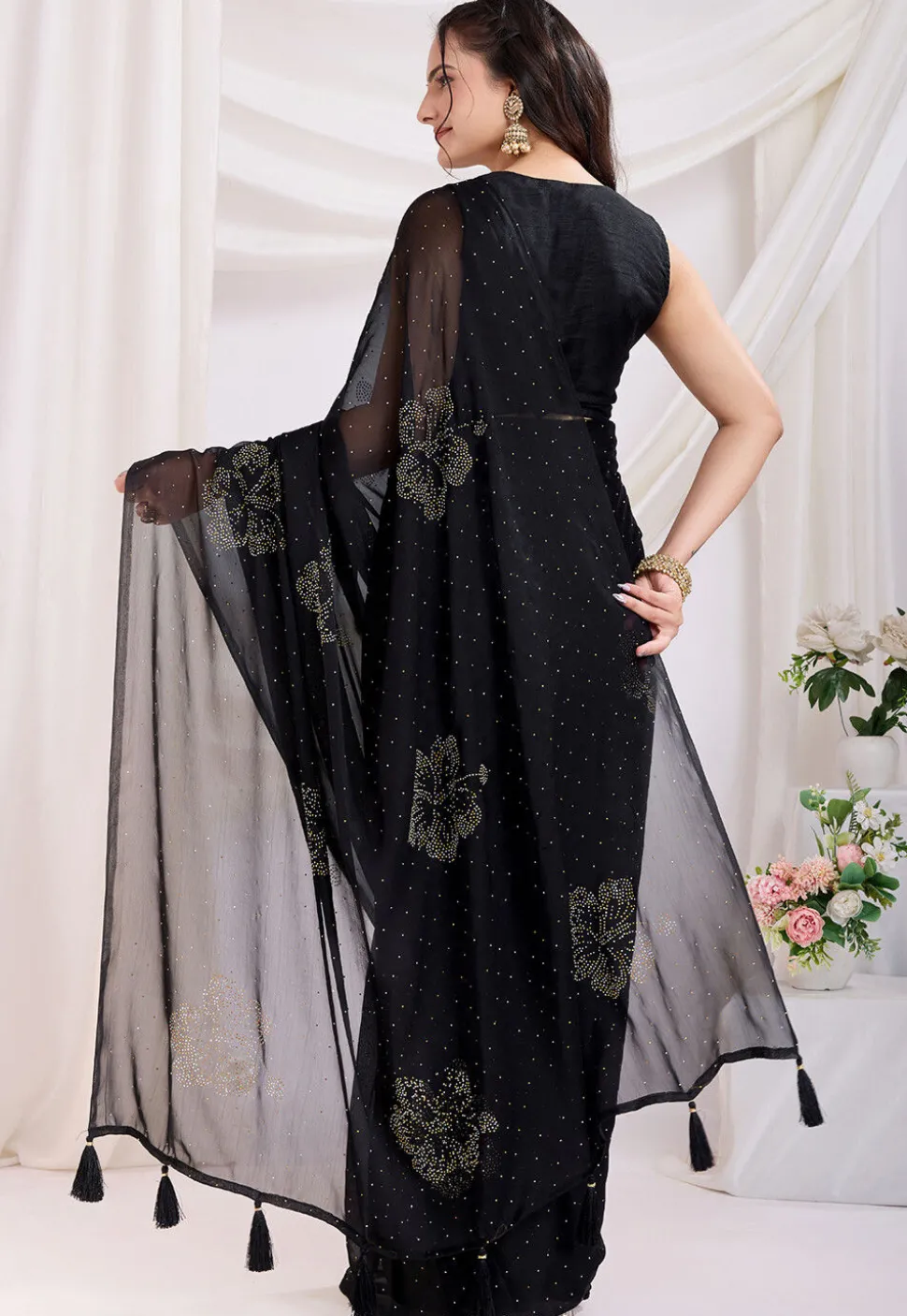Pre-stitched Georgette Saree in Black