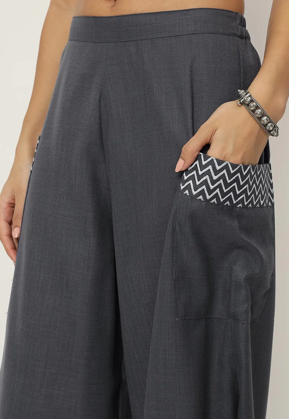 Printed Cotton Flex Pant in Grey