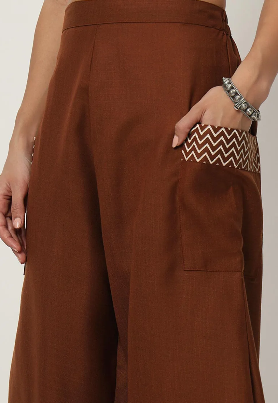 Printed Cotton Flex Pant in Dark Brown