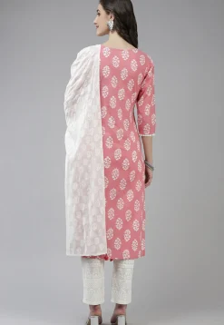Printed Cotton Pakistani Suit in Pink