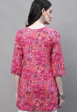 Printed Cotton Straight Kurti in Pink