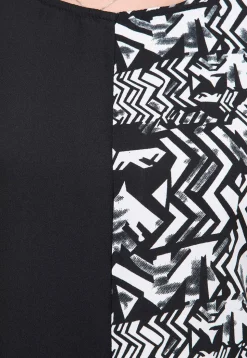 Printed Crepe Straight Kurta in Black