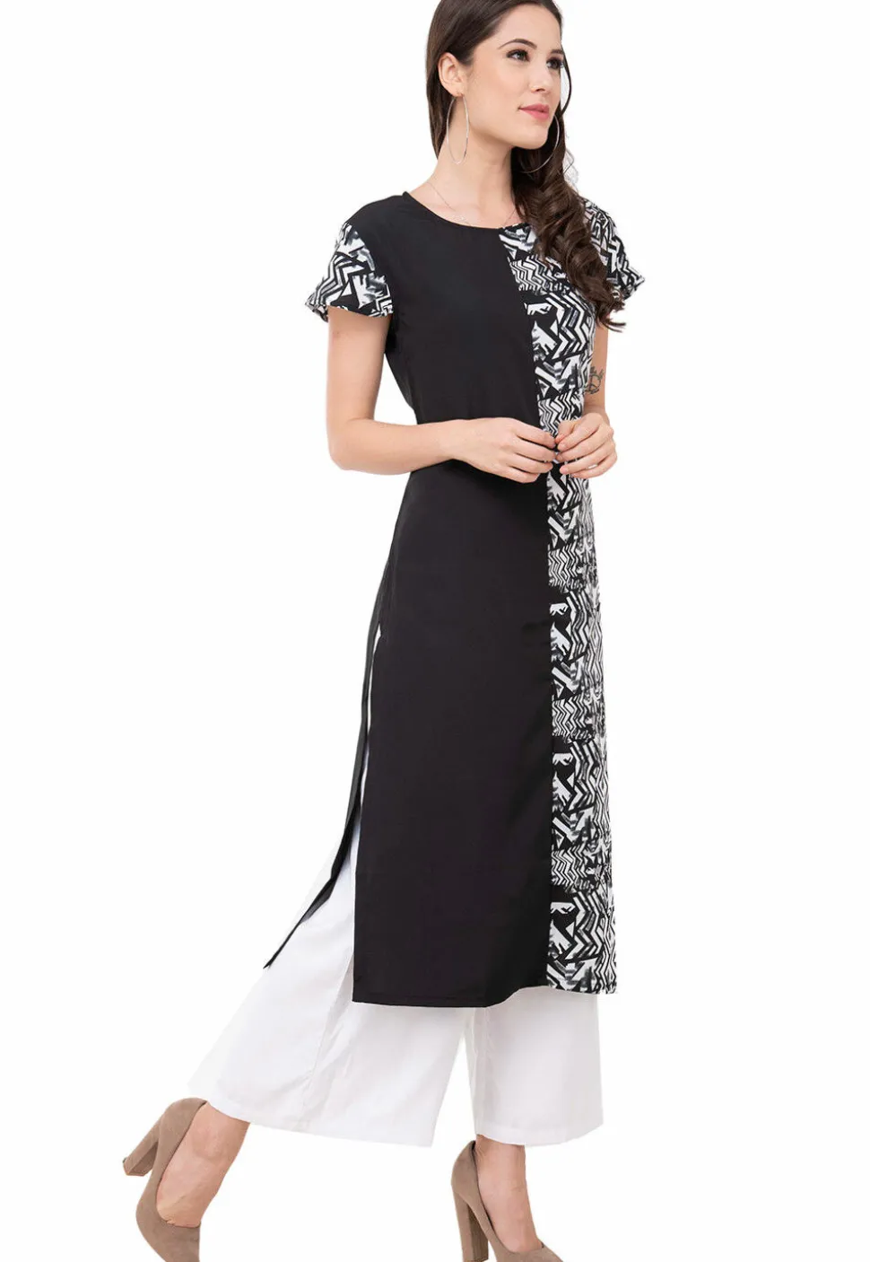 Printed Crepe Straight Kurta in Black