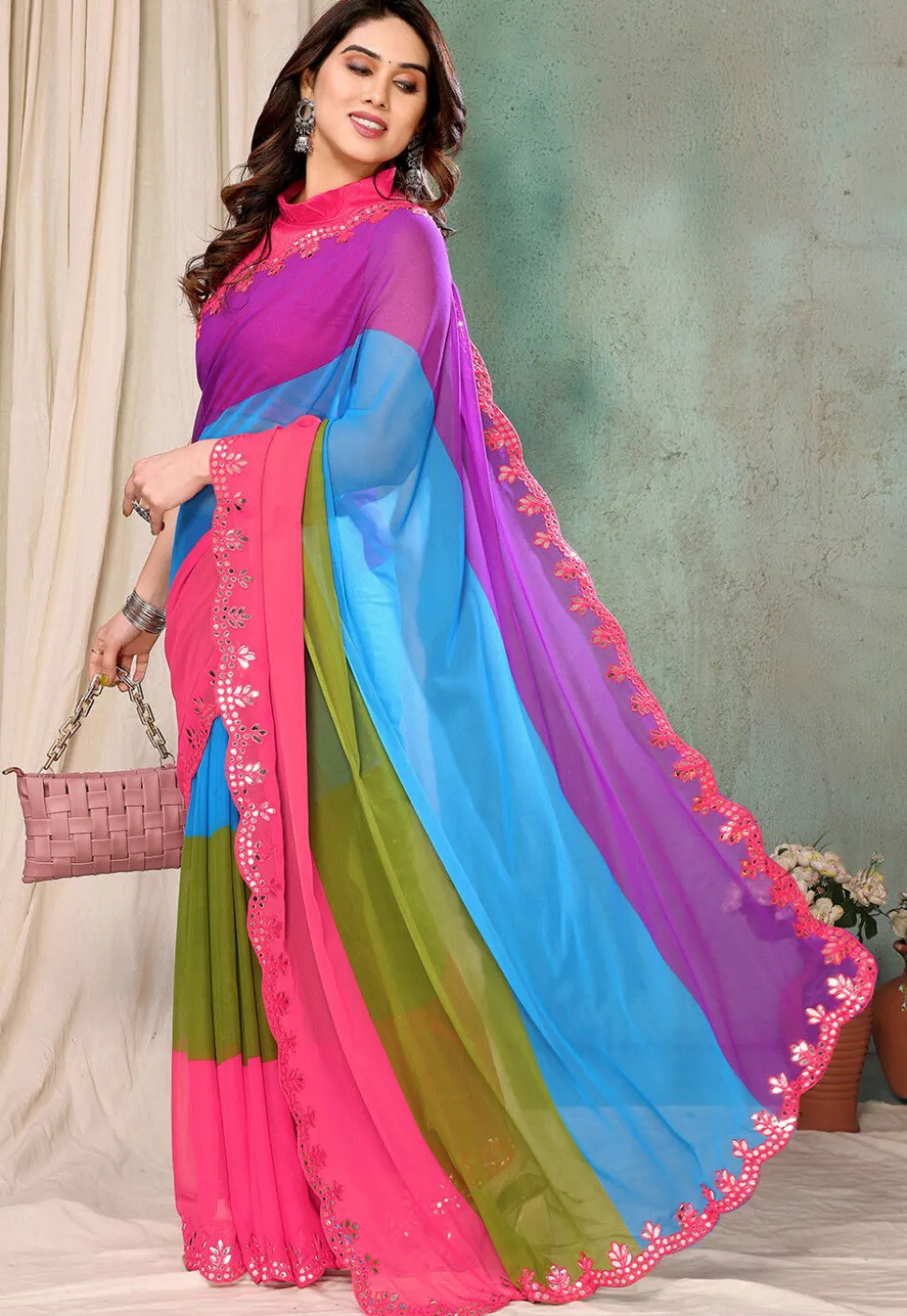 Printed Georgette Saree in Multicolor