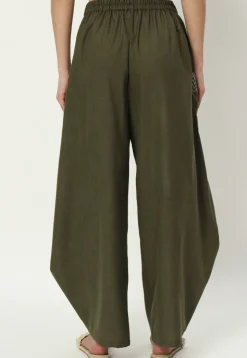 Printed Pockets Pure Cotton Cowl Pant in Dark Olive Green