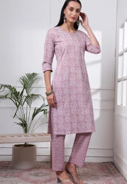 Printed Pure Cotton Pakistani Suit in Light Purple