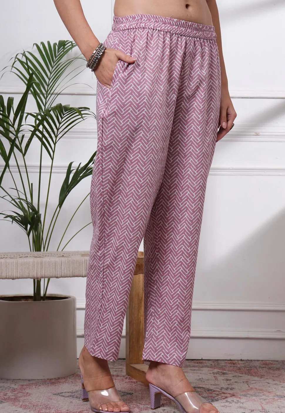 Printed Pure Cotton Pakistani Suit in Light Purple