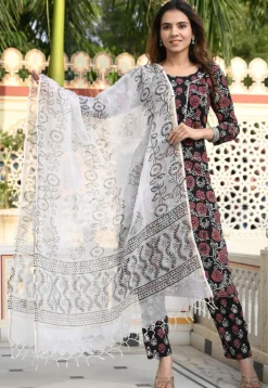 Printed Pure Cotton Pakistani Suit in Black