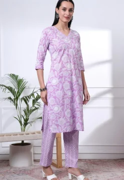 Printed Pure Cotton Pakistani Suit in Light Purple