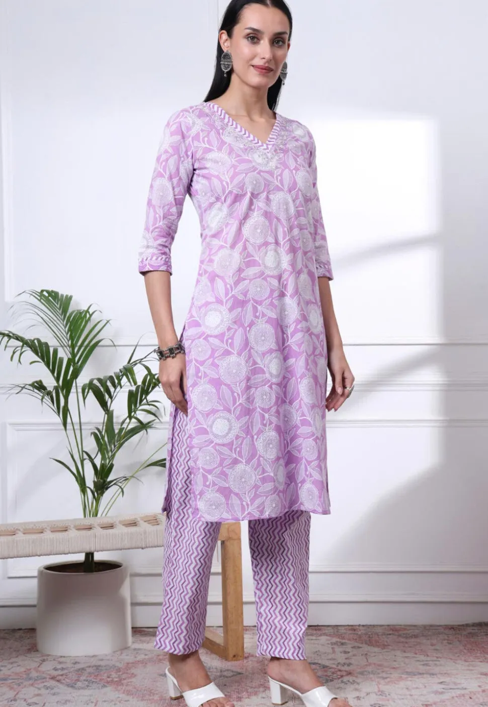 Printed Pure Cotton Pakistani Suit in Light Purple