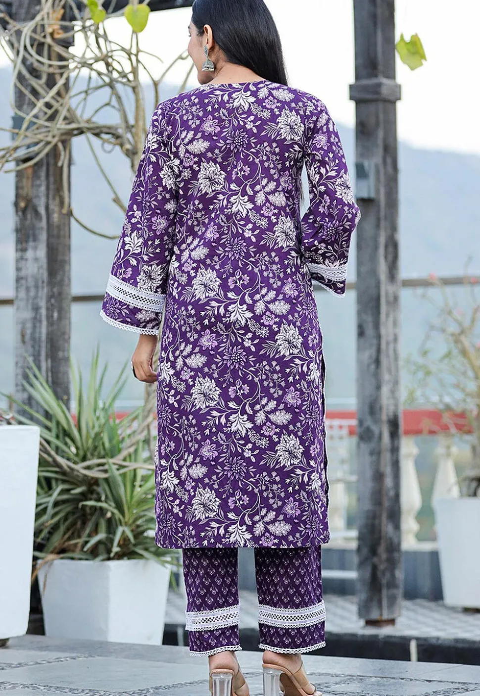 Printed Pure Cotton Pakistani Suit in Purple