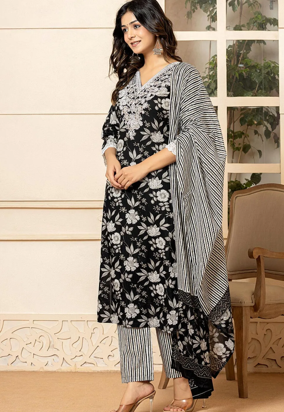 Printed Pure Cotton Pakistani Suit in Black