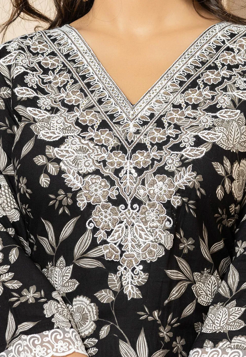 Printed Pure Cotton Pakistani Suit in Black