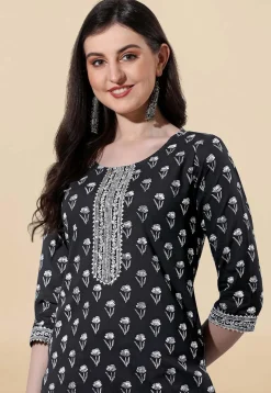 Printed Pure Cotton Pakistani Suit in Black
