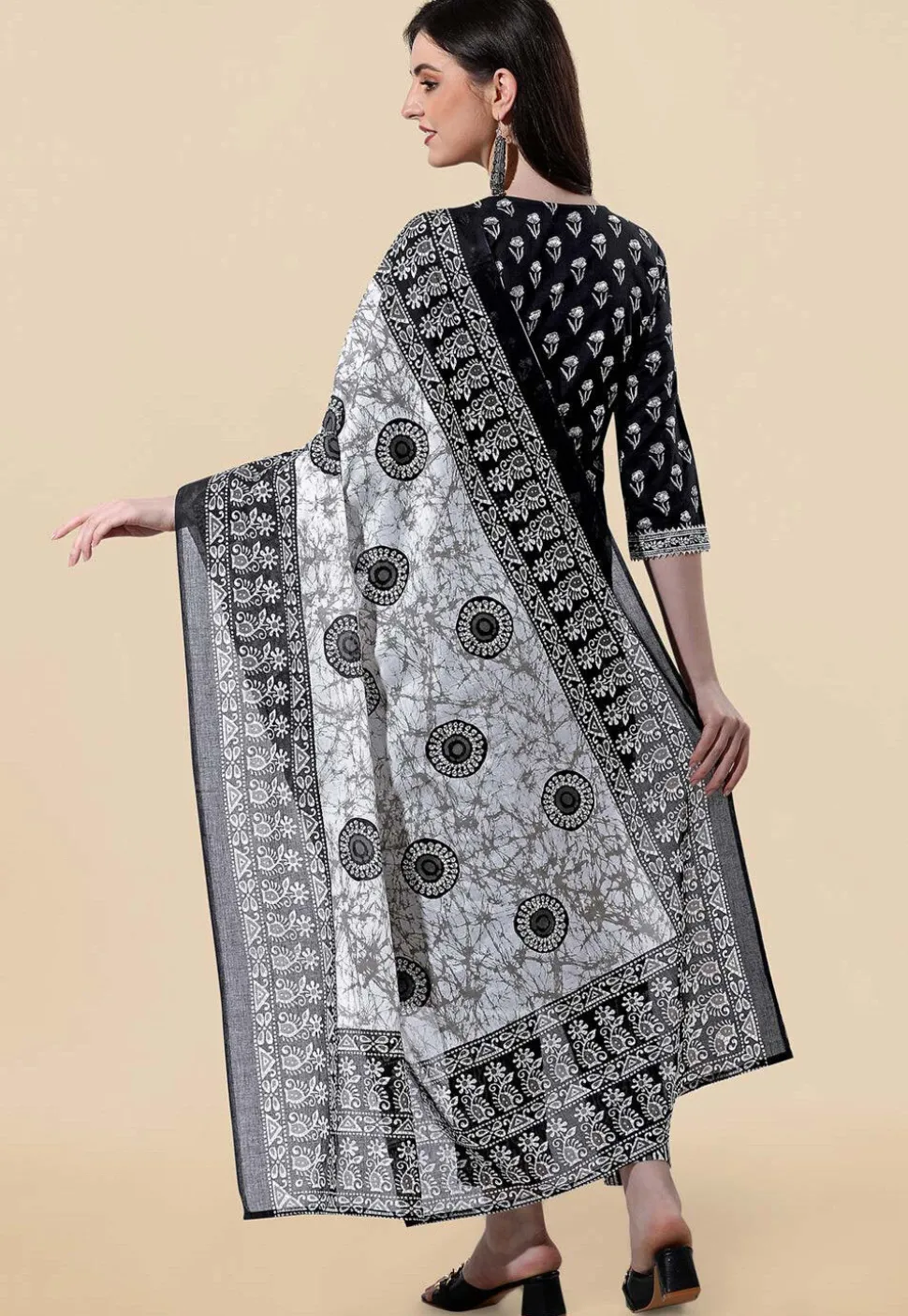 Printed Pure Cotton Pakistani Suit in Black