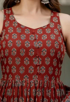 Printed Pure Cotton Pakistani Suit in Maroon