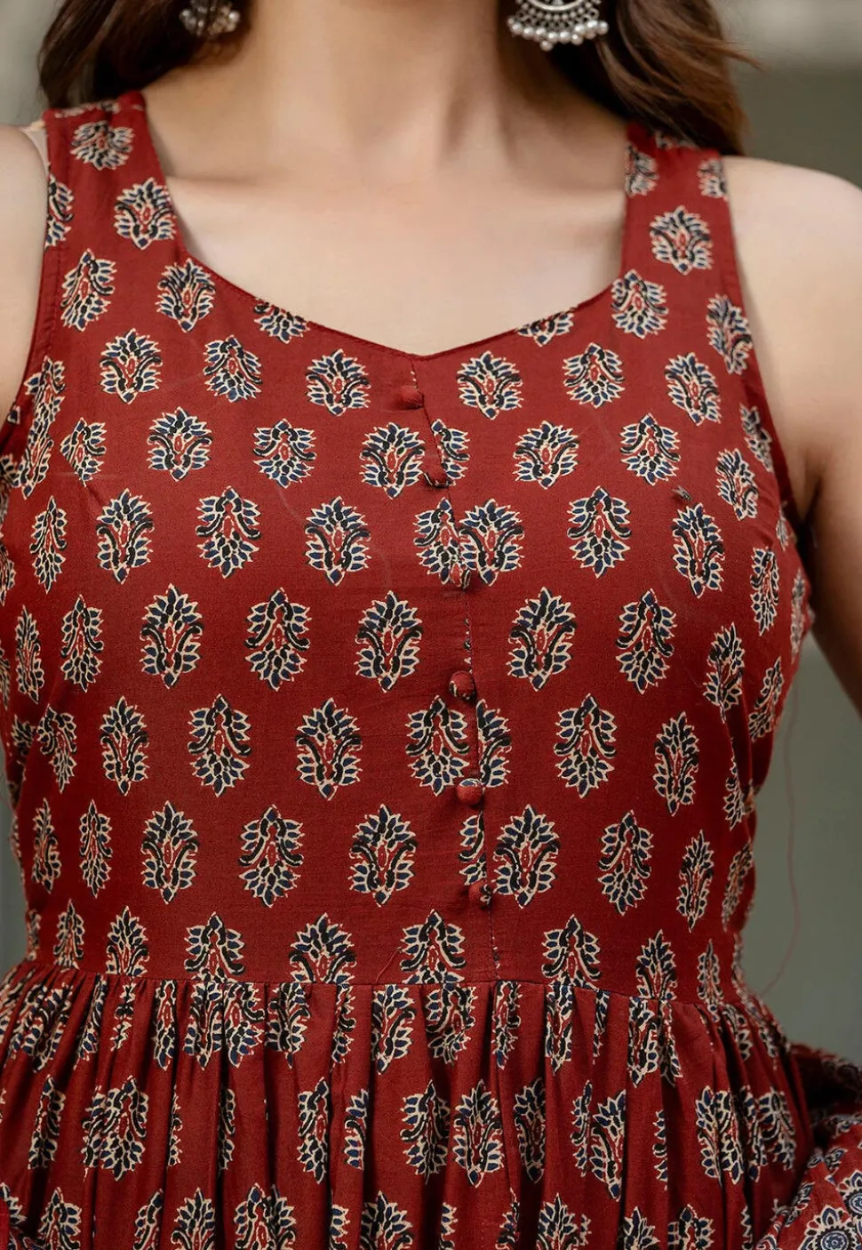 Printed Pure Cotton Pakistani Suit in Maroon