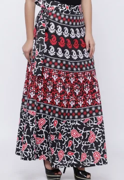 Printed Pure Cotton Wrap Around Skirt in Black