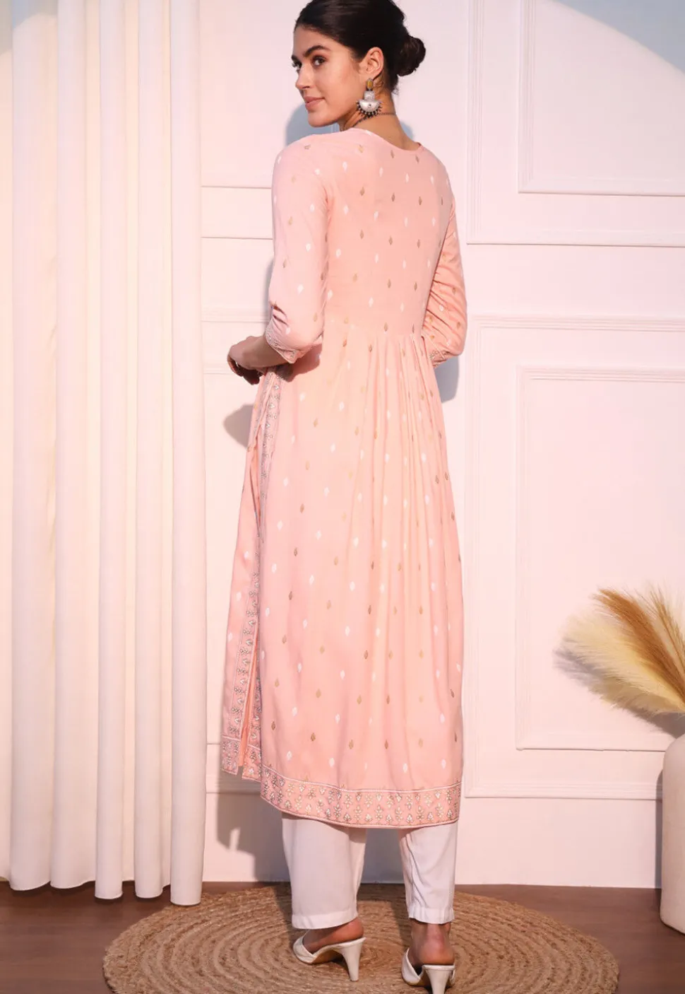 Printed Viscose Rayon Straight Kurta in Light Peach