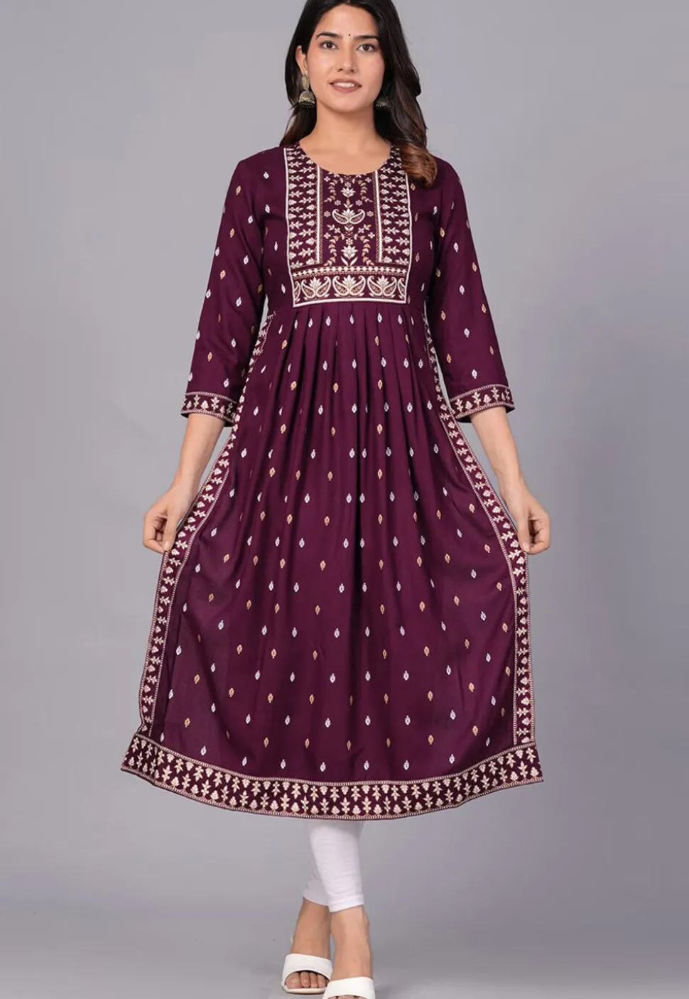 Printed Viscose Rayon Straight Kurta in Violet