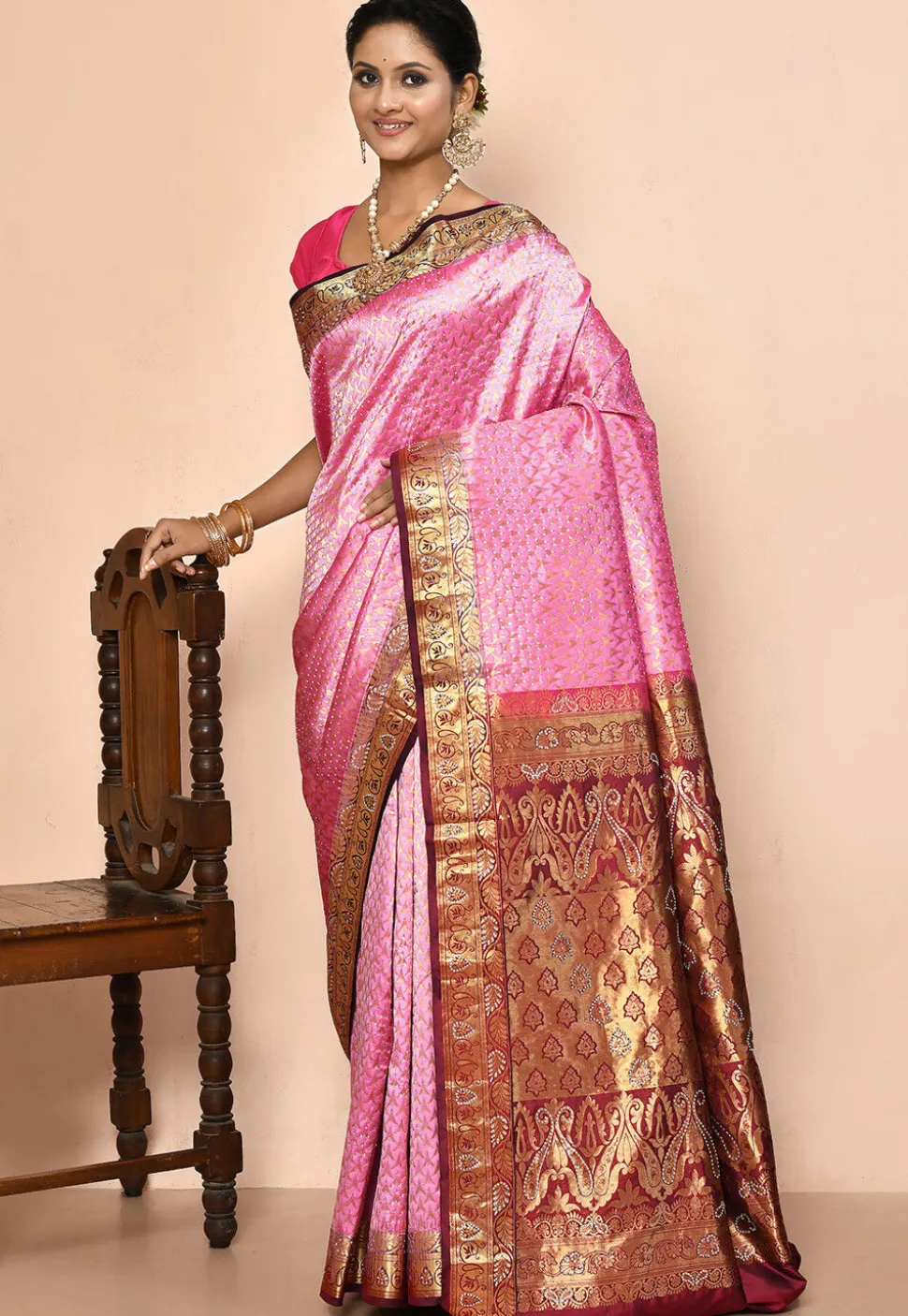 Pure Kanchipuram Silk Embellished Saree in Pink