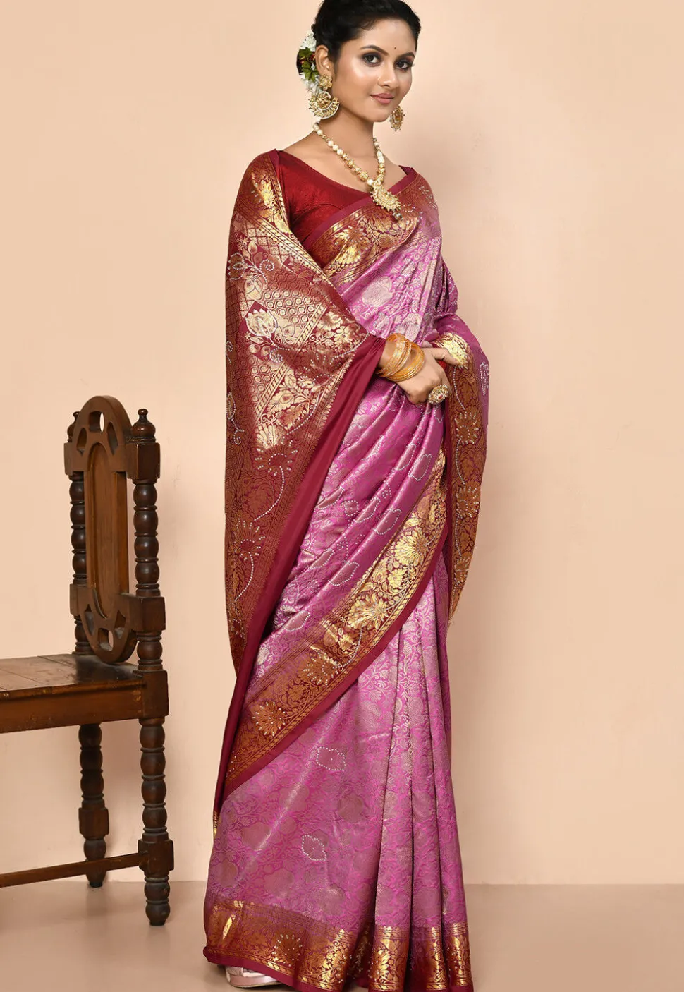 Pure Kanchipuram Silk Embellished Saree in Pink