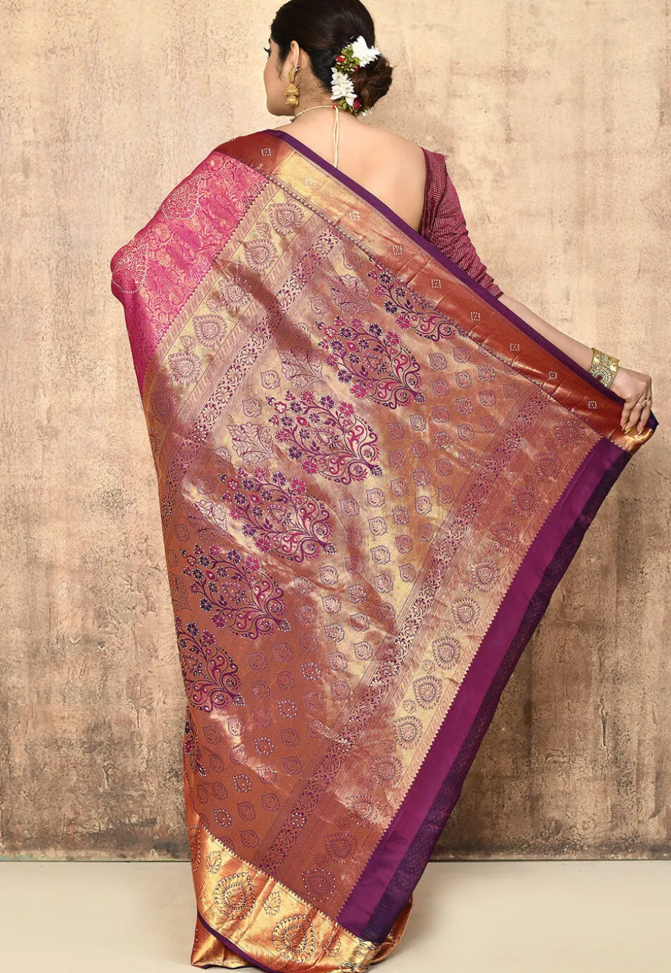 Pure Silk Kanchipuram Saree in Fuchsia