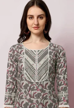 Sanganeri Printed Pure Cotton Pakistani Suit in Light Pastel Green