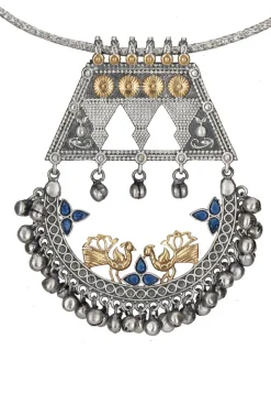 Silver Look Alike Stone Studded Hasli Necklace