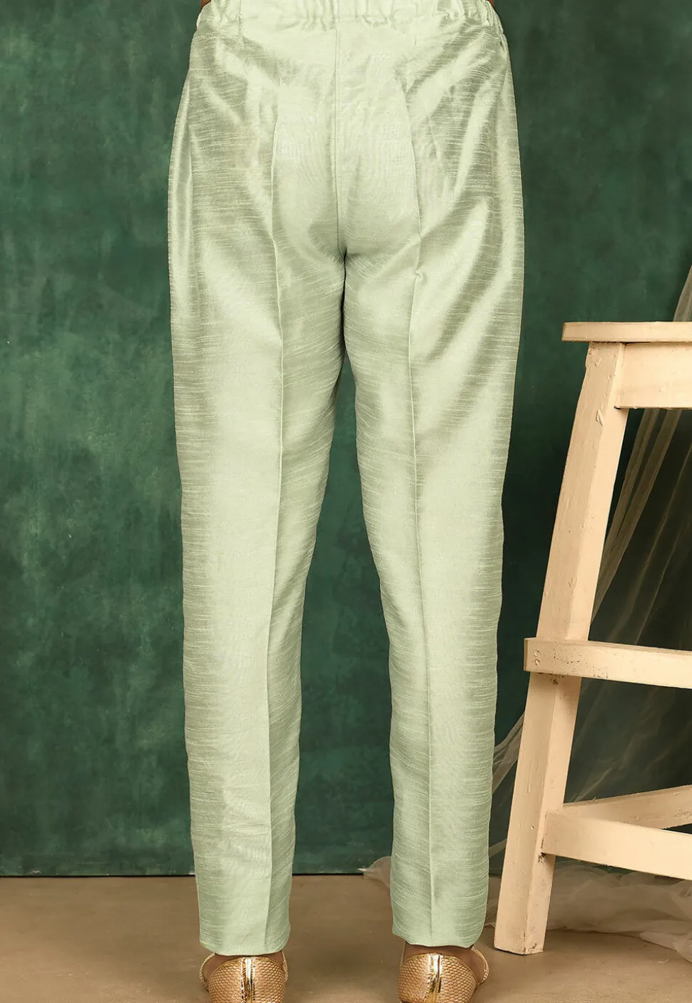 Solid Color Art Silk Pajama in Pastel Green