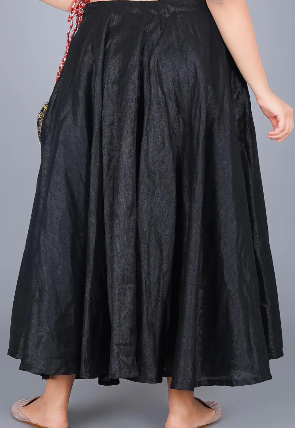 Solid Color Art Silk Skirt in Black