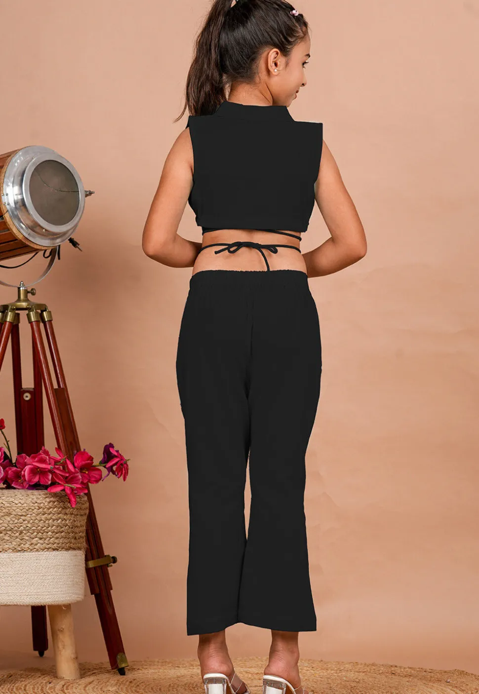 Solid Color Cotton Adjustable Dori Crop Top Set in Black