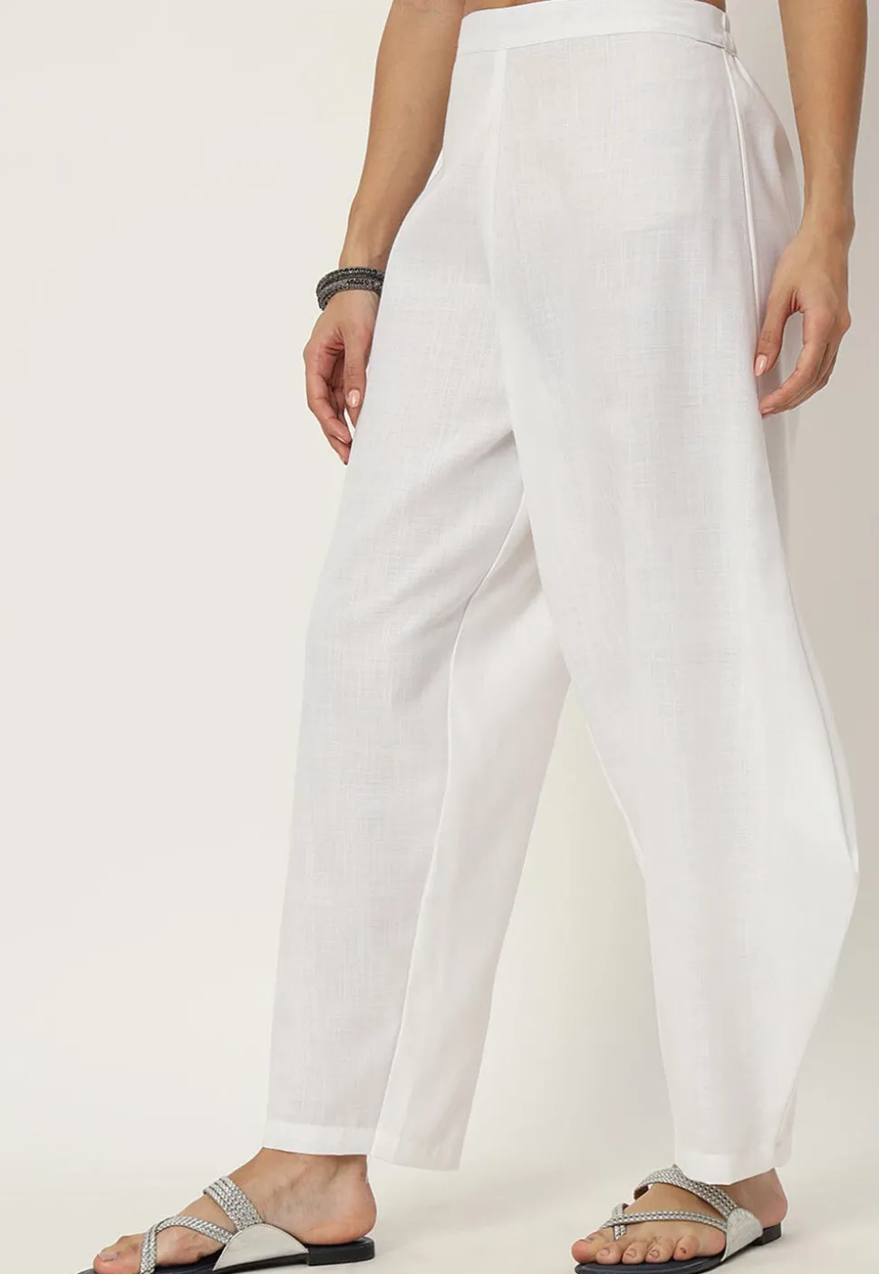 Solid Color Cotton Flex Pant in White