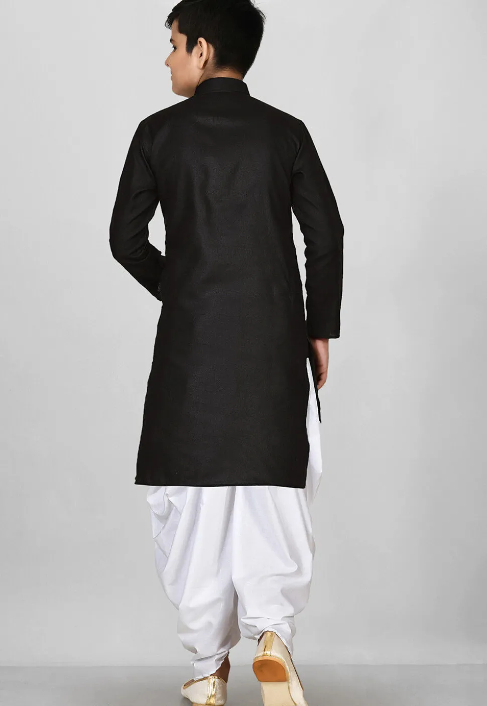 Solid Color Cotton Kurta Set in Black