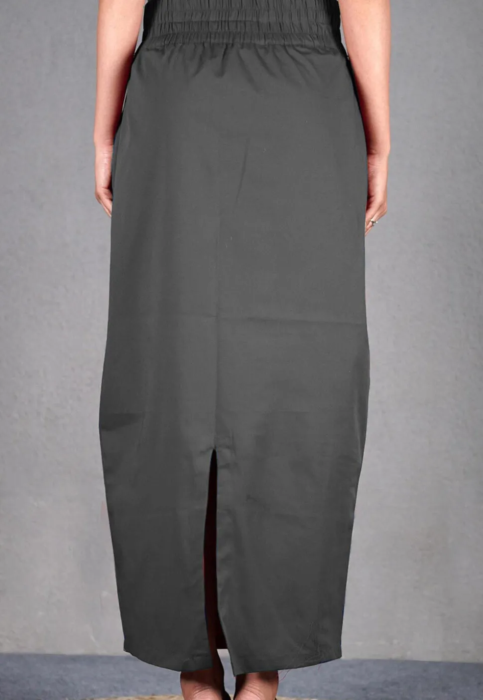 Solid Color Cotton Lycra Petticoat in Grey